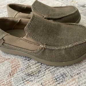 Croc boys shoe
